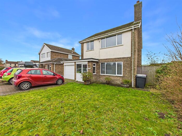 3 Bedroom Detached House For Sale In Keeling Street, North Somercotes, Louth, LN11