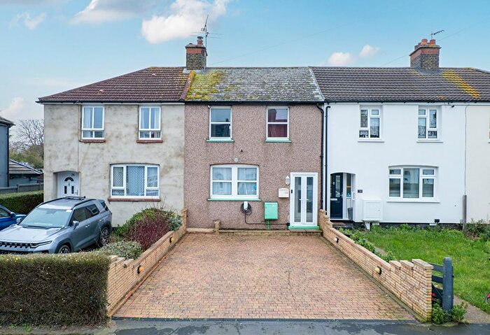 4 Bedroom Terraced House For Sale In Elm Road, Greenhithe, DA9