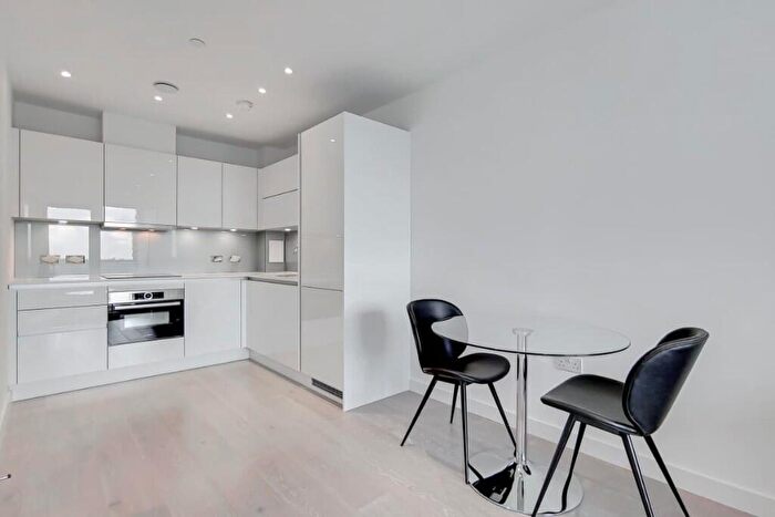 1 Bedroom Apartment To Rent In City North Place, London, N4