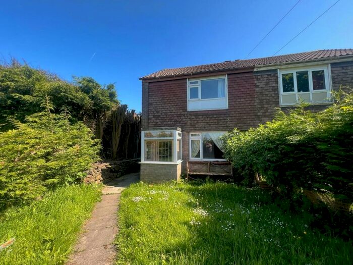 2 Bedroom Semi-Detached House To Rent In Cedar Road, Stocksbridge, Sheffield, S36