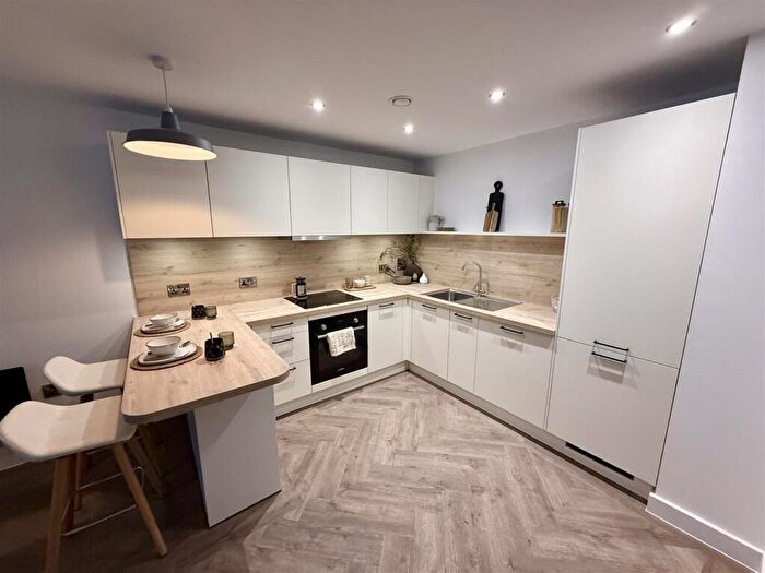 1 Bedroom Apartment To Rent In St Pauls Square, Birmingham, B3