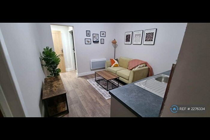 1 Bedroom Flat To Rent In Hornbeam Road, Manchester, M19