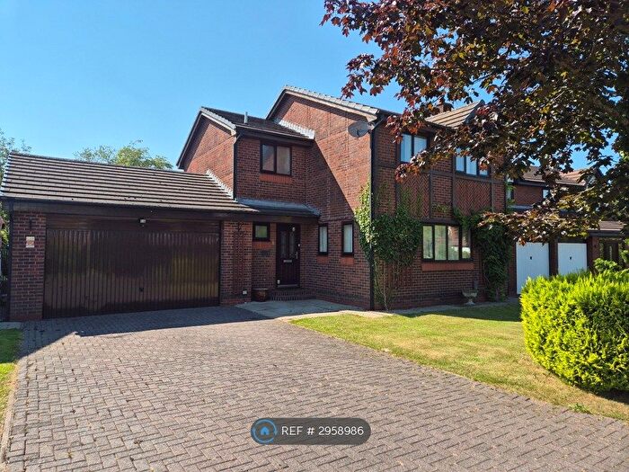 4 Bedroom Detached House To Rent In Herevale Grange, Manchester, M28