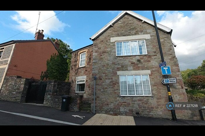 6 Bedroom Semi-Detached House To Rent In River View, Bristol, BS16