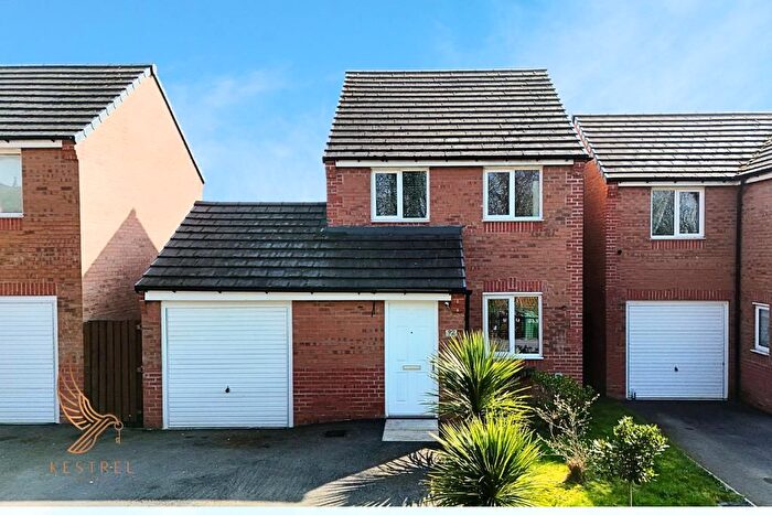 3 Bedroom Detached House For Sale In School Street, Upton, Pontefract, WF9