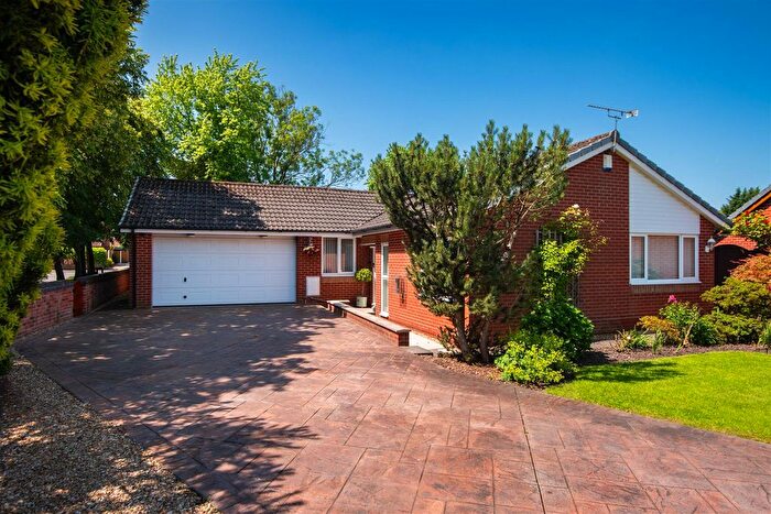 3 Bedroom Detached Bungalow For Sale In Townsway, Lostock Hall, Preston, PR5