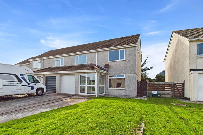 3 Bedroom End Terrace House For Sale In Wheatfield Crescent, Newquay, TR7