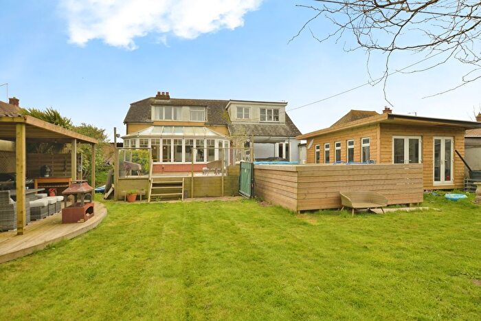 5 Bedroom Detached House For Sale In Dymchurch Road, St. Marys Bay, Romney Marsh, Kent, TN29