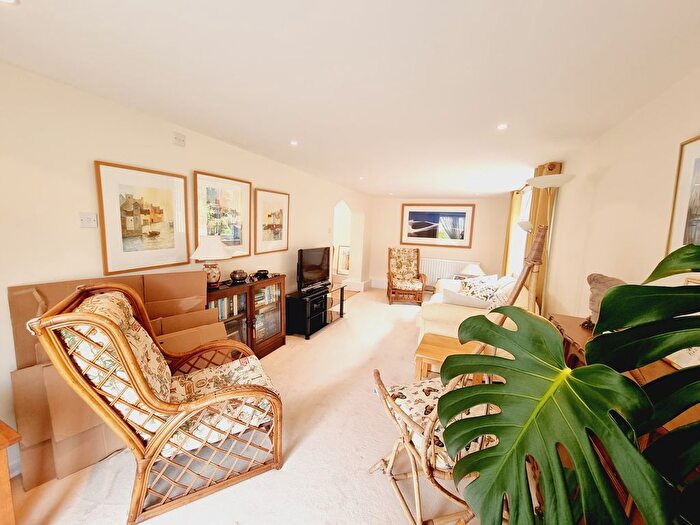 2 Bedroom Flat To Rent In Totnes Road, Strete, Dartmouth, TQ6