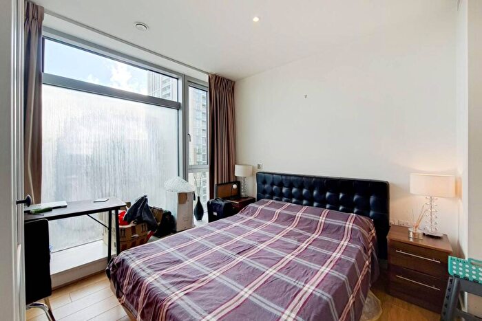 2 Bedroom Flat To Rent In Pan Peninsula, Canary Wharf, London, E14