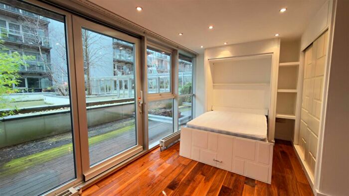 1 Bedroom Apartment To Rent In Clowes Street, Salford, M3