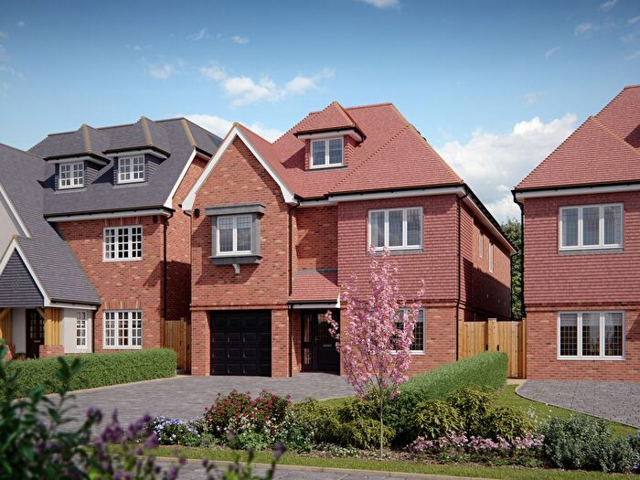 4 Bedroom Detached House For Sale In Hall Lane, Upminster, RM14