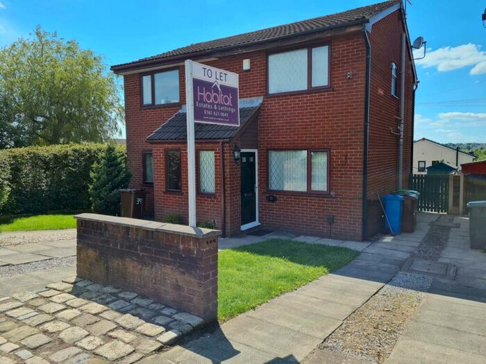 2 Bedroom Semi-Detached House To Rent In Hillside Avenue, Shaw, OL2