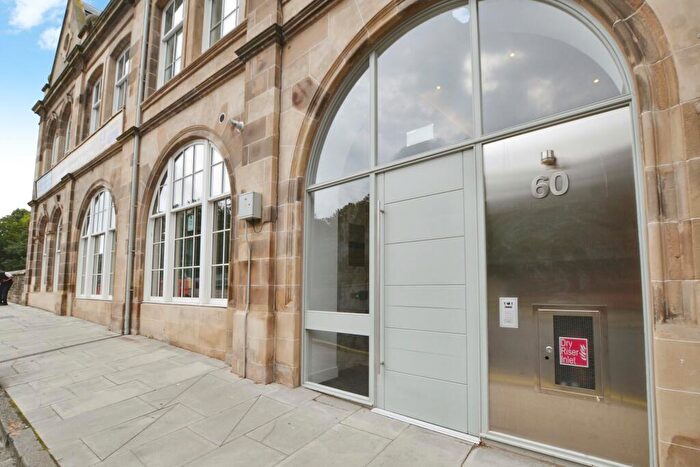 2 Bedroom Flat To Rent In Belford Road, Edinburgh, EH4