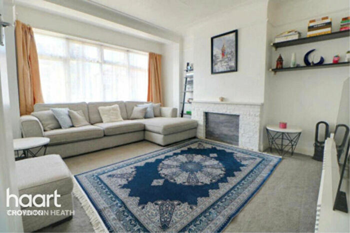 3 Bedroom End Of Terrace House To Rent In Bensham Manor Road, Thornton Heath, CR7