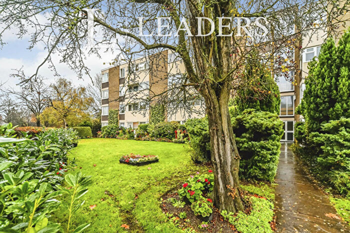 2 Bedroom Flat To Rent In Kimbolton Road, Bedford, MK40