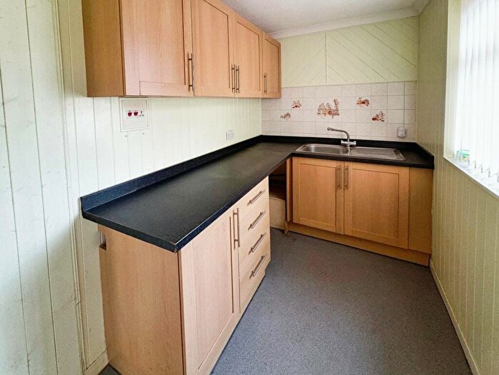 1 Bedroom Bungalow For Sale In Ladyside Close, Bransholme, Hull, East Yorkshire, HU7