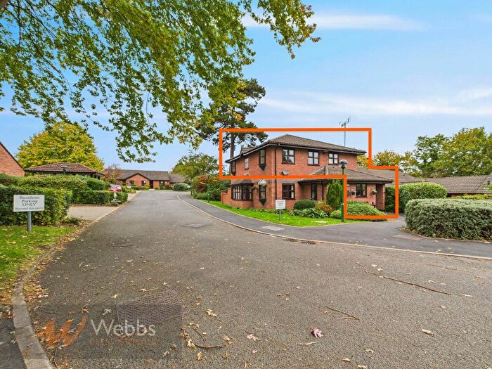 3 Bedroom Flat For Sale In The Laurels, Brereton, Rugeley, WS15