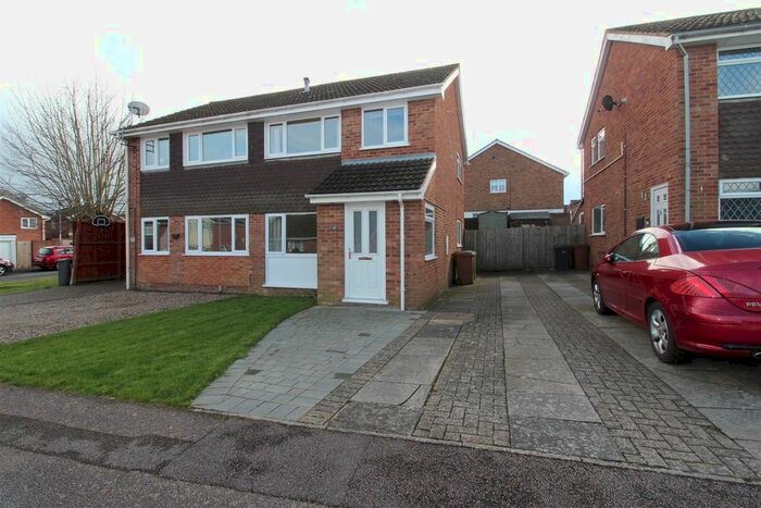 3 Bedroom Semi-Detached House To Rent In Vicarage Close, Wellingborough NN8