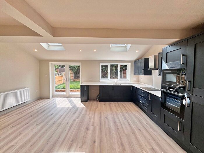 3 Bedroom Semi-Detached House To Rent In Old Meadow Lane, Hale, WA15