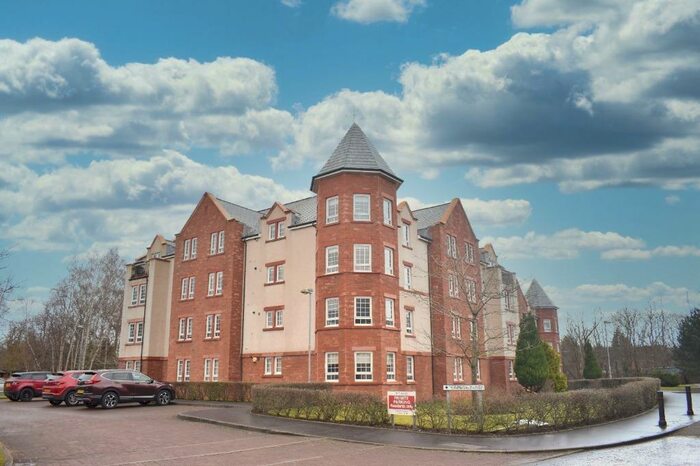2 Bedroom Apartment To Rent In The Fairways, Bothwell, South Lanarkshire, G71