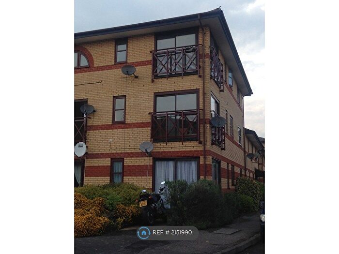 2 Bedroom Flat To Rent In Pincott Place, London, SE4