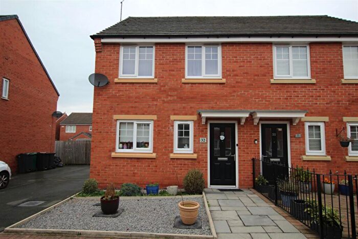 3 Bedroom Semi Detached House For Sale In School Street, Darlington, DL3