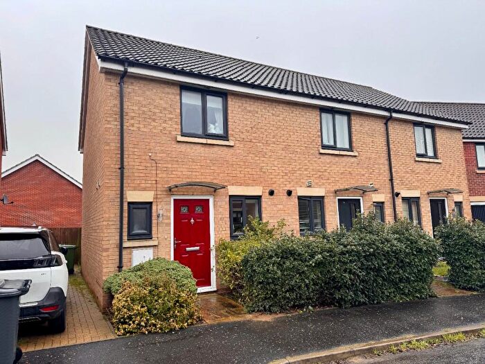 2 Bedroom Semi Detached House To Rent In Peter Pulling Drive, NR8