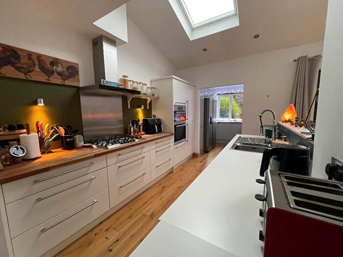 3 Bedroom Terraced House For Sale In Marlborough Ave, Hull, HU5