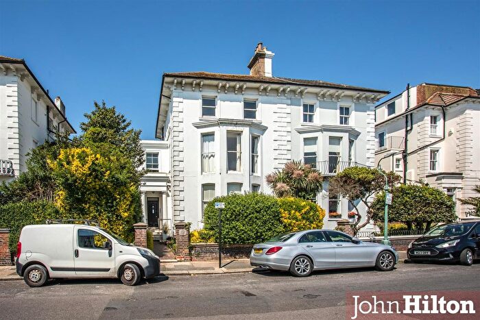 2 Bedroom Flat To Rent In Medina Villas, Hove, BN3