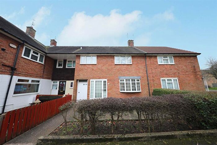 3 Bedroom Terraced House For Sale In Lythe Avenue, Hull, HU5