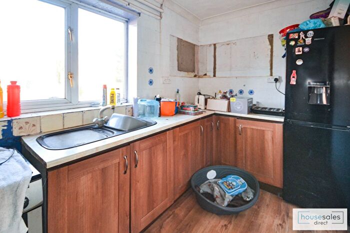 3 Bedroom Semi-Detached House For Sale In Earlsfield Moulton Seas End, Spalding, PE12