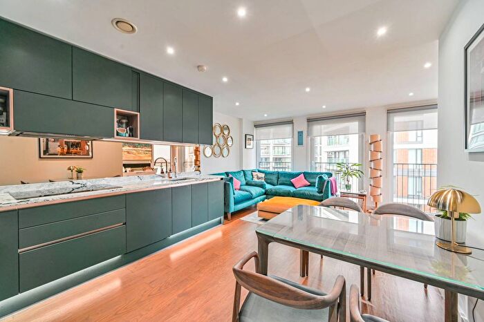 2 Bedroom Flat For Sale In Imperial Building, Woolwich Riverside, London, SE18