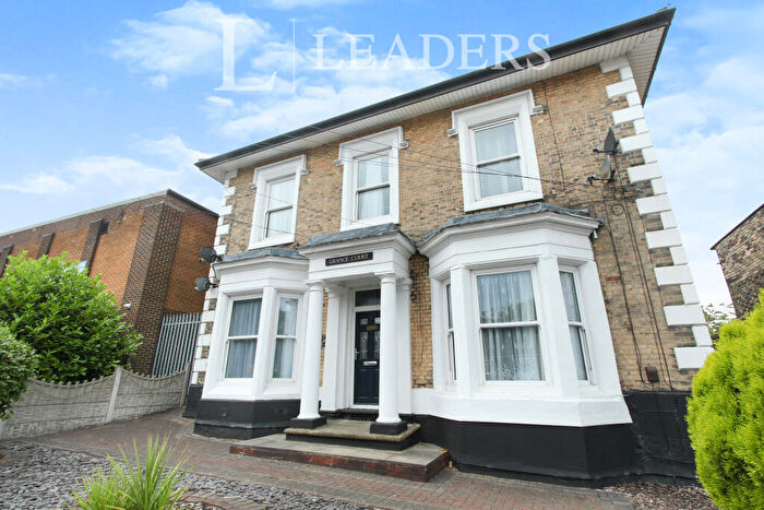 1 Bedroom Flat To Rent In Grange Court, Waterloo Road, ST6