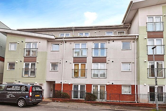 1 Bedroom Flat For Sale In Red Lion Lane, Exeter, EX1