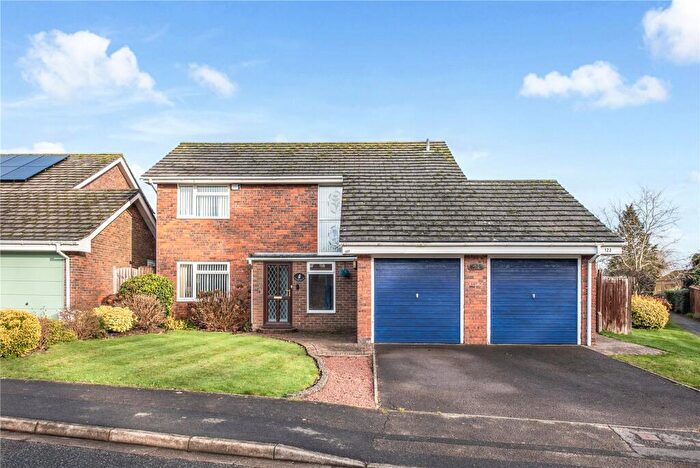 4 Bedroom Detached House For Sale In Maplehurst Road, Chichester, West Sussex, PO19