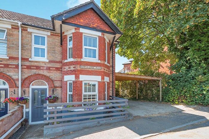 3 Bedroom Semi-Detached House For Sale In North Lodge Road, Penn Hill, BH14