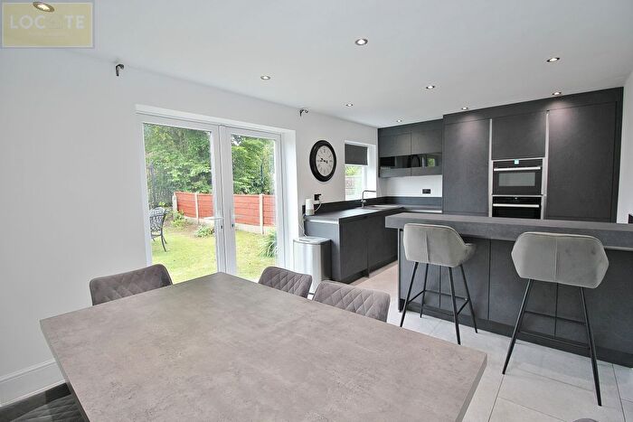 3 Bedroom End Of Terrace House To Rent In Tanhouse Road, Urmston, Manchester, M41