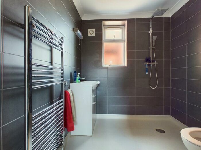 3 Bedroom Chalet For Sale In Mill Lane, Downham Market, PE38