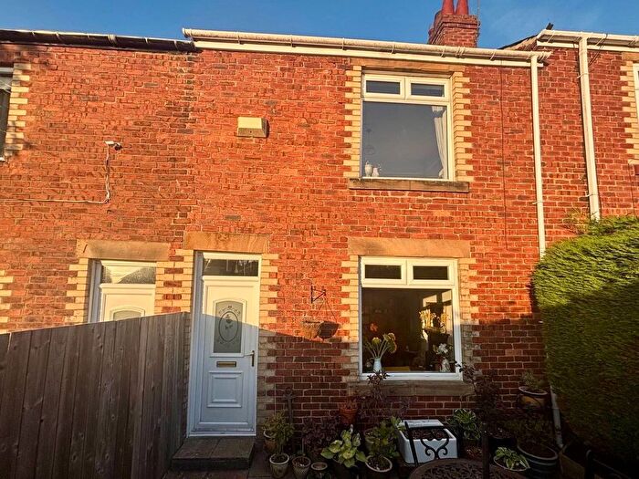 1 Bedroom Terraced House For Sale In Oaktree Terrace, Prudhoe, NE42
