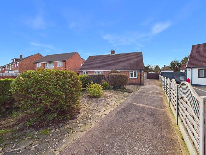 2 Bedroom Semi-Detached Bungalow For Sale In East Avenue, Mickleover, DE3