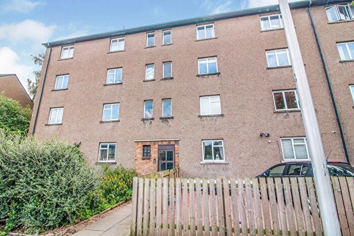 2 Bedroom Flat To Rent In Ballindean Road, Dundee, DD4