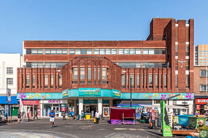 2 Bedroom Flat To Rent In Edmonton, N9