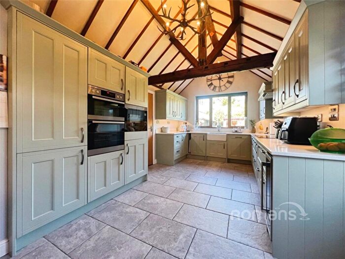 2 Bedroom Bungalow For Sale In Kings Avenue, Tongham, Farnham, GU10