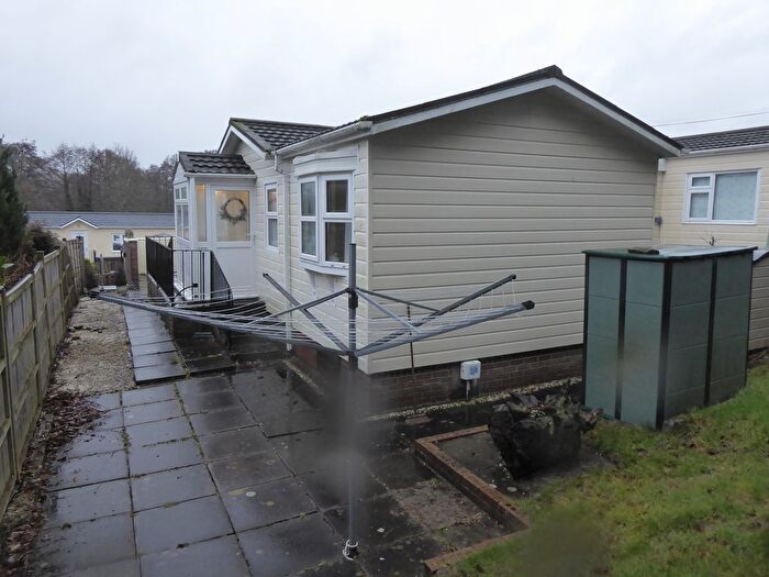 2 Bedroom Park Home For Sale In Caerwnon Park, Builth Wells, LD2