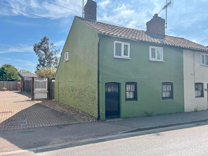 2 Bedroom Cottage To Rent In Little St. Marys, Sudbury, CO10