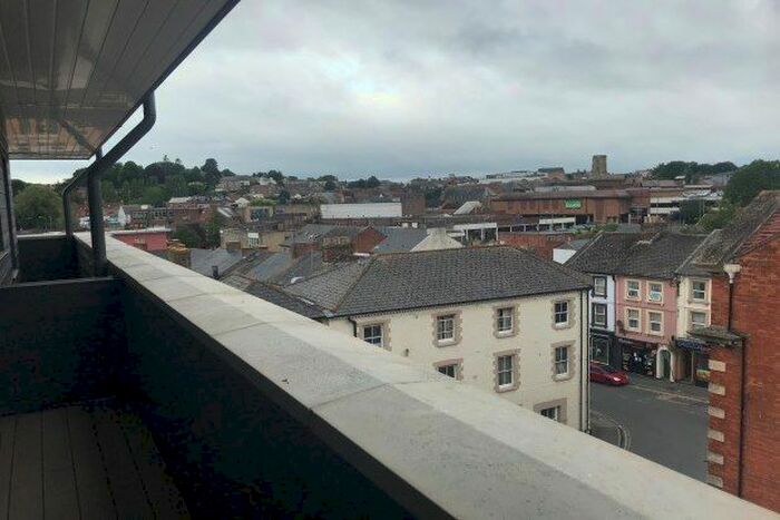 1 Bedroom Flat To Rent In Aplin House, Yeovil, BA20