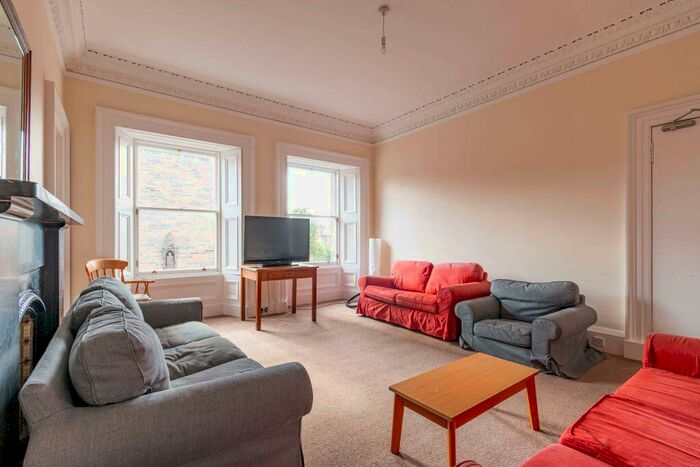 4 Bedroom Flat To Rent In L &#; Lutton Place, Edinburgh, EH8