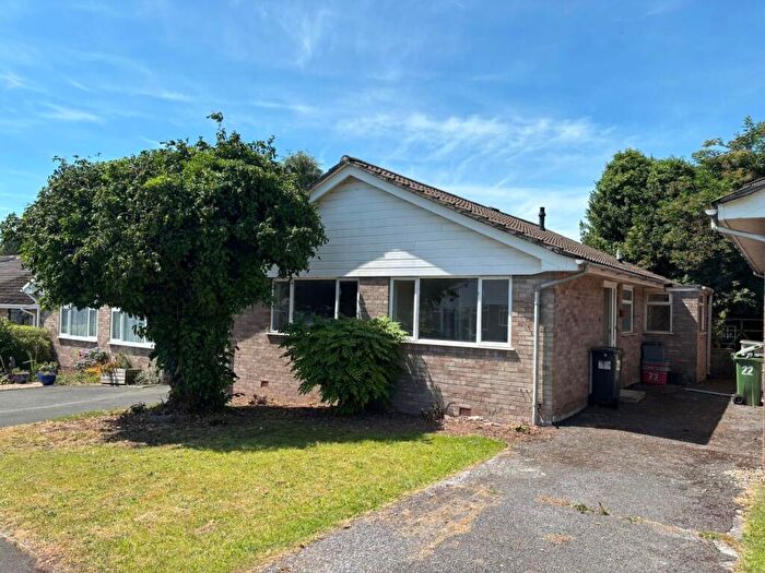 2 Bedroom Detached Bungalow For Sale In Pendre Gardens, Brecon, LD3