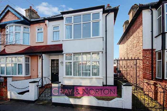 3 Bedroom End Of Terrace House For Sale In Meadvale Road, Addiscombe, CR0